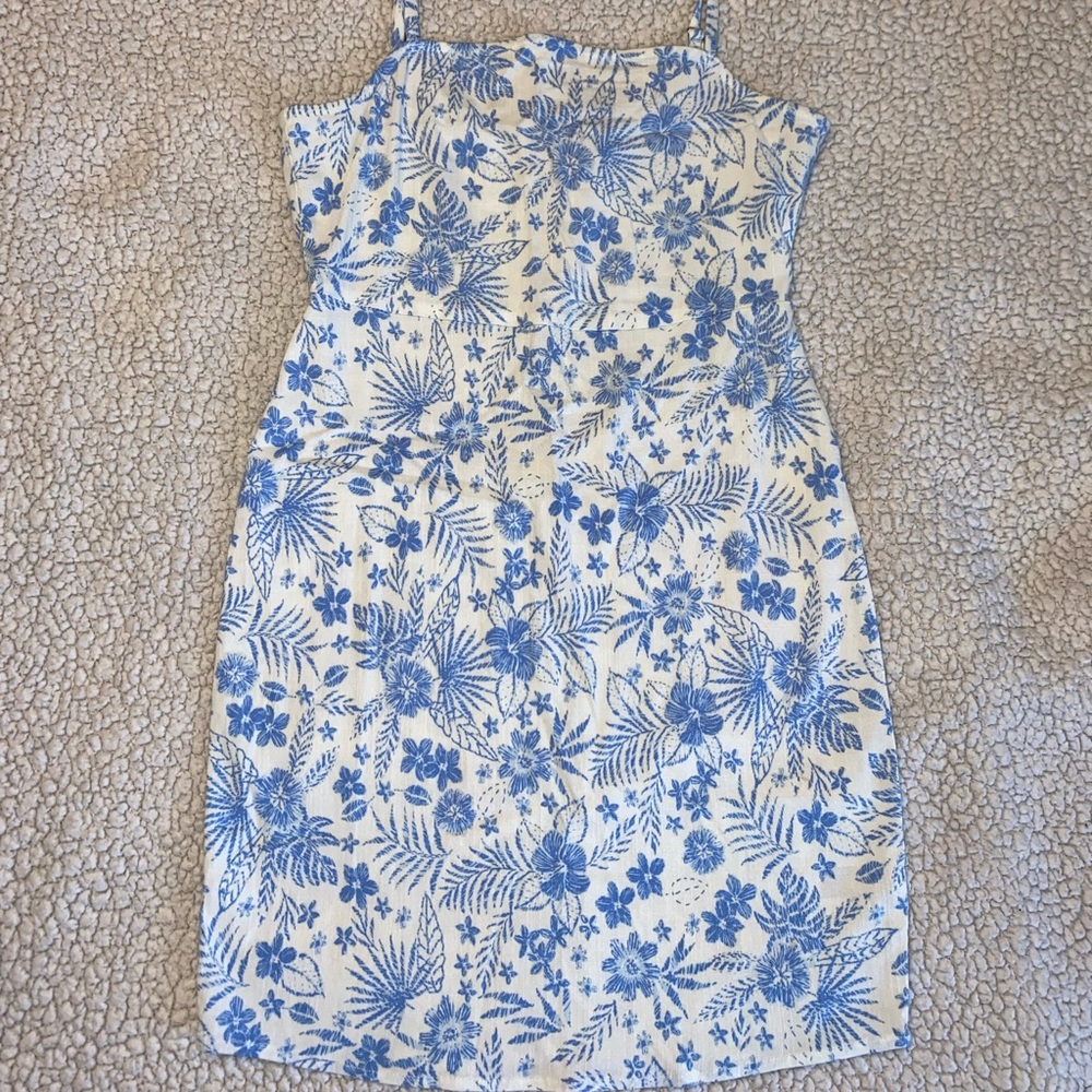 White and Blue Floral Summer "Wild Fable" Dress size S